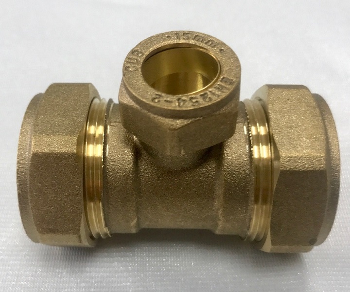 Brass compression reducing tee